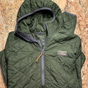 L.L. Bean Olive Quilted Hooded Jacket size small
